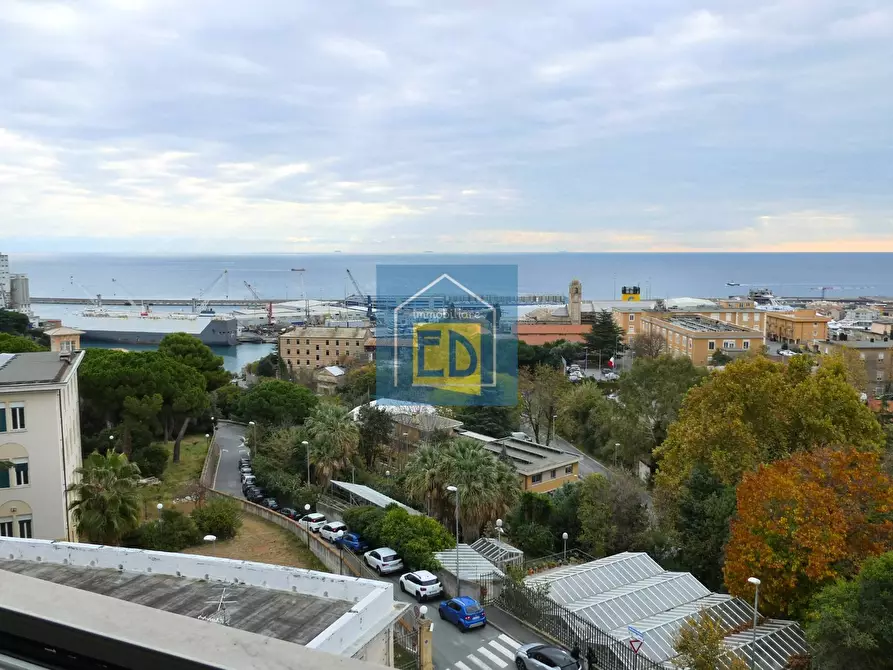 Immagine 14 di Appartamento in vendita  a Savona