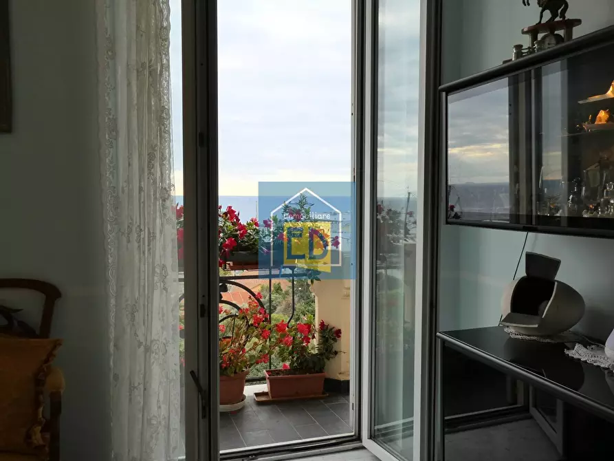 Immagine 19 di Appartamento in vendita  a Savona