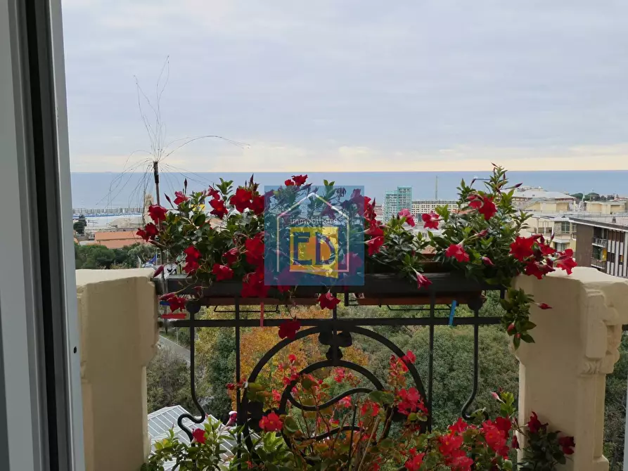 Immagine 20 di Appartamento in vendita  a Savona