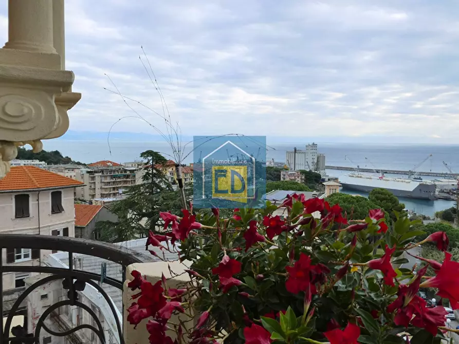 Immagine 22 di Appartamento in vendita  a Savona