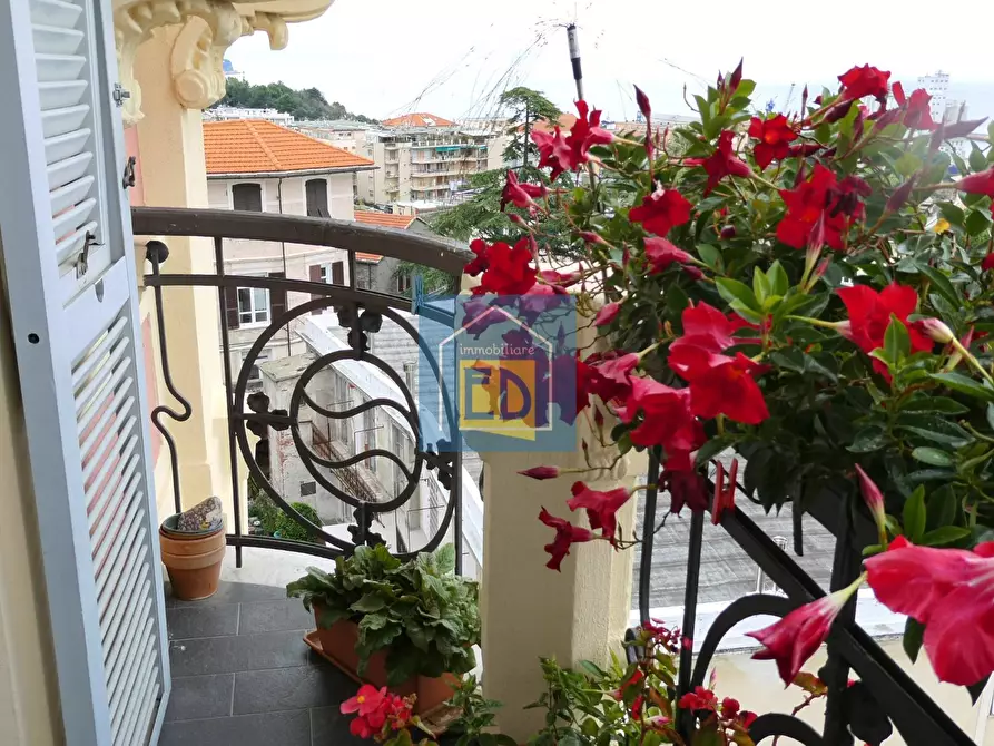 Immagine 23 di Appartamento in vendita  a Savona