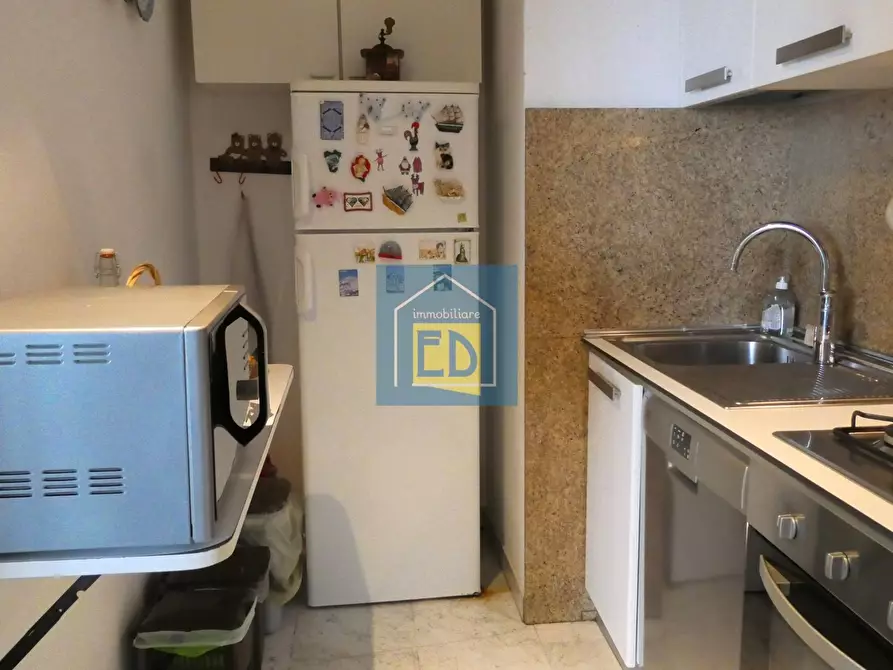 Immagine 26 di Appartamento in vendita  a Savona