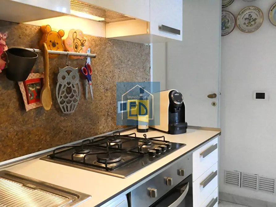 Immagine 27 di Appartamento in vendita  a Savona