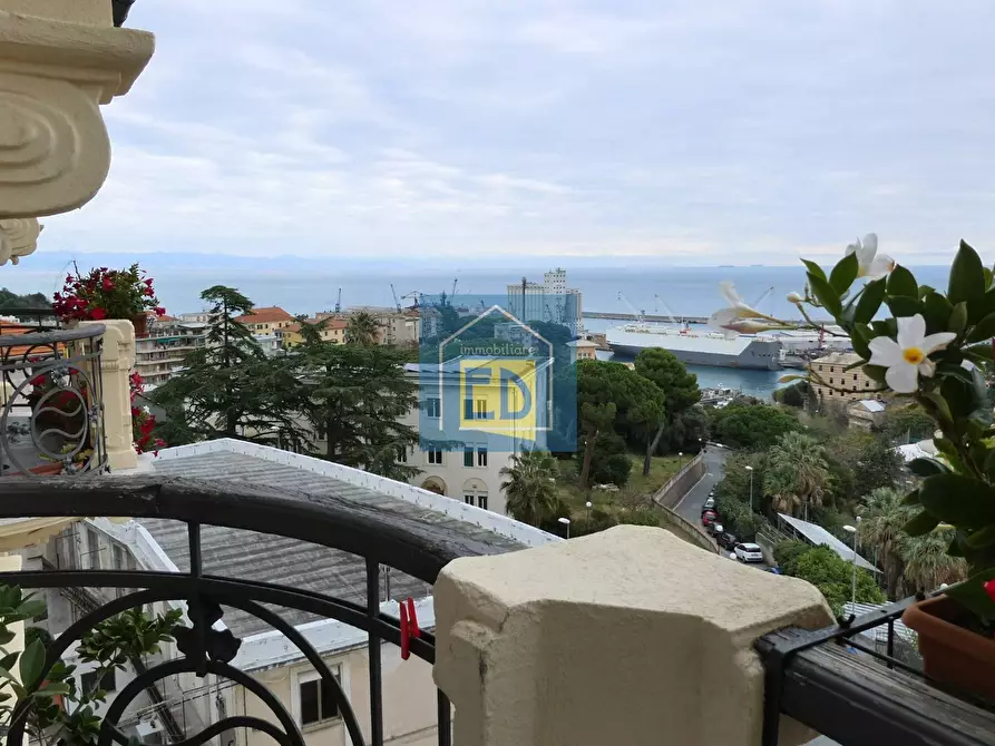 Immagine 44 di Appartamento in vendita  a Savona