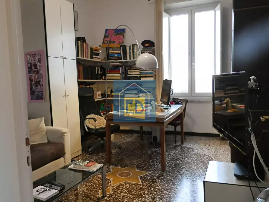 Immagine 46 di Appartamento in vendita  a Savona