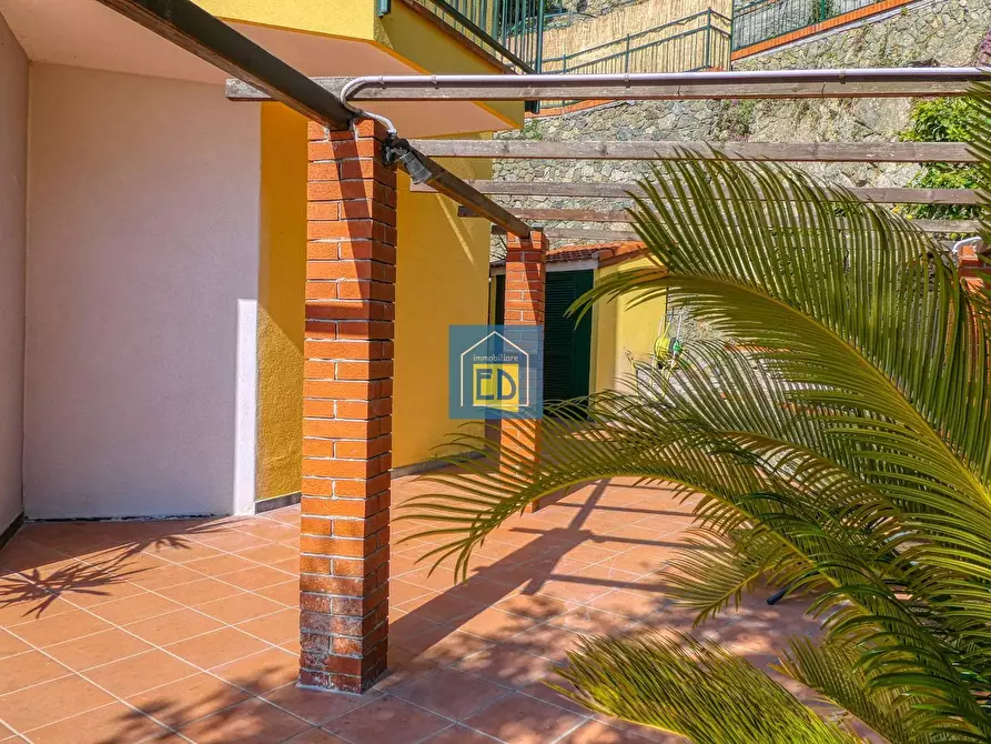Immagine 5 di Appartamento in vendita  in Via Poggio dell'orizzonte a Albissola Marina