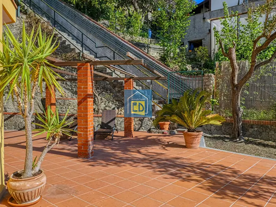 Immagine 8 di Appartamento in vendita  in Via Poggio dell'orizzonte a Albissola Marina