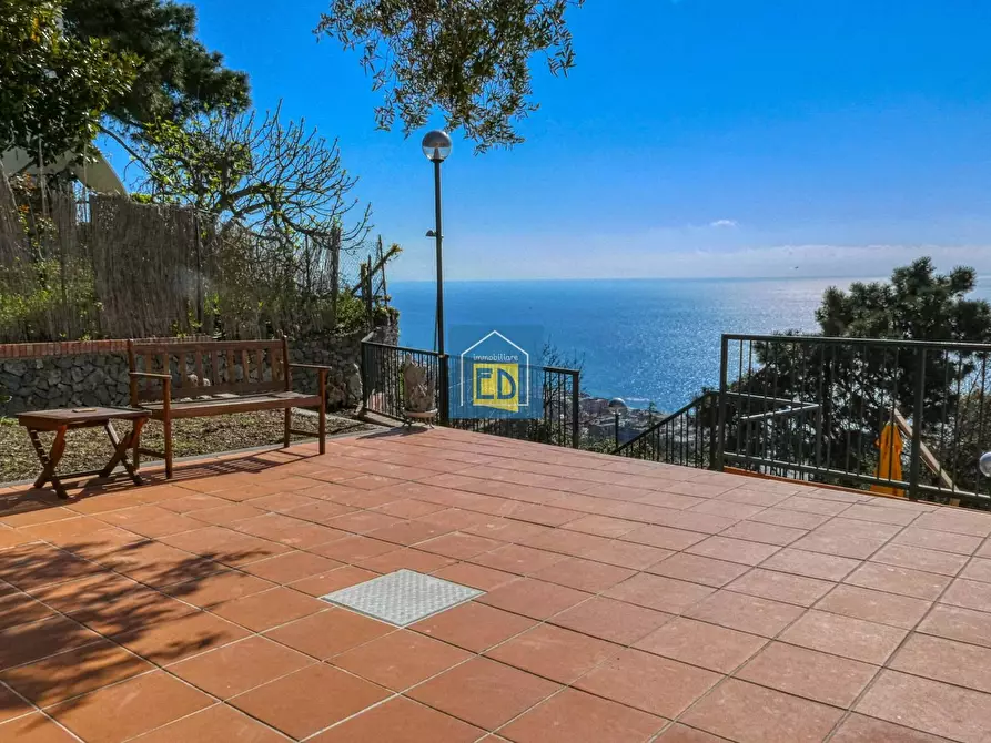 Immagine 11 di Appartamento in vendita  in Via Poggio dell'orizzonte a Albissola Marina