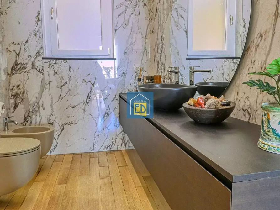 Immagine 22 di Appartamento in vendita  in Via Poggio dell'orizzonte a Albissola Marina