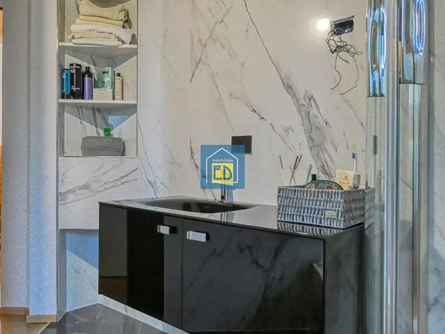 Immagine 51 di Appartamento in vendita  in Via Poggio dell'orizzonte a Albissola Marina