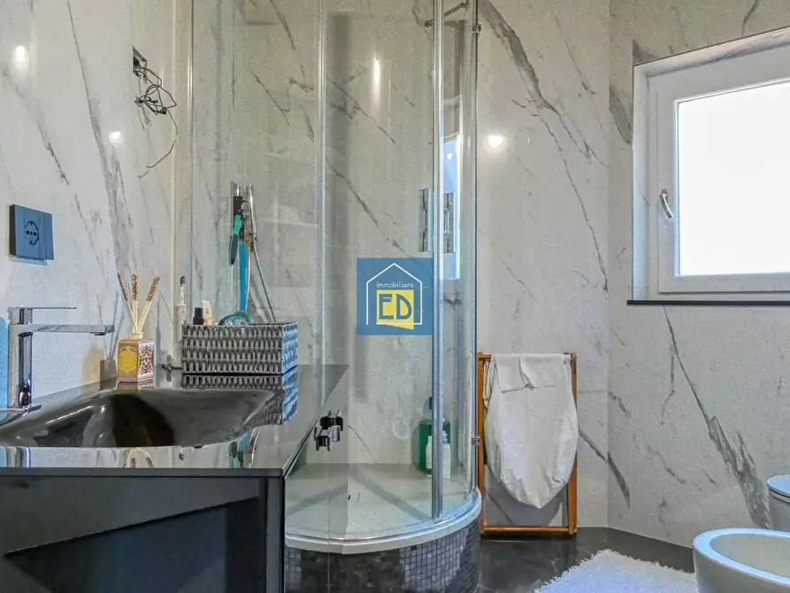 Immagine 53 di Appartamento in vendita  in Via Poggio dell'orizzonte a Albissola Marina