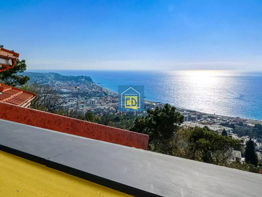 Immagine 66 di Appartamento in vendita  in Via Poggio dell'orizzonte a Albissola Marina