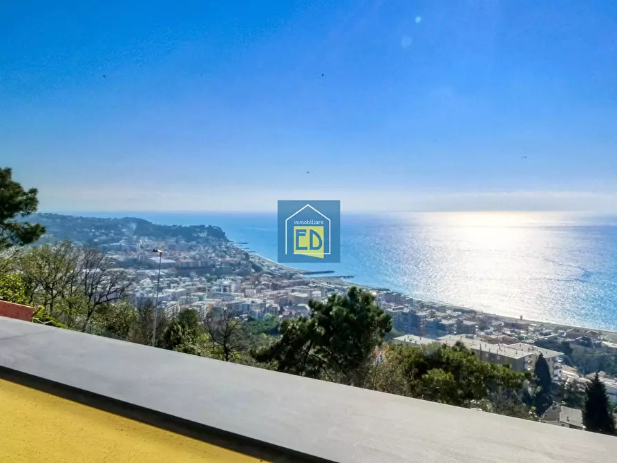 Immagine 68 di Appartamento in vendita  in Via Poggio dell'orizzonte a Albissola Marina