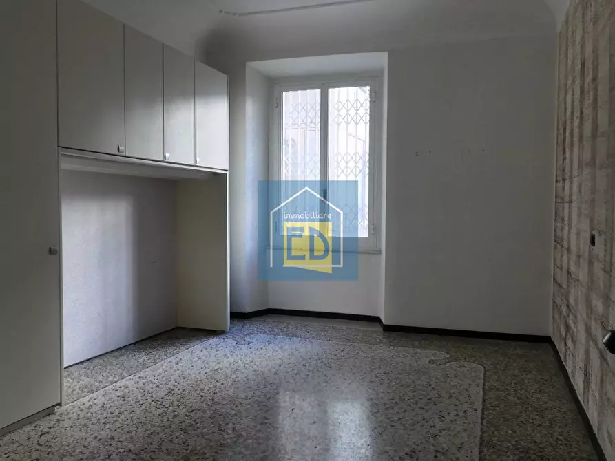 Immagine 14 di Appartamento in vendita  in Piazza Sisto IV 1 a Savona