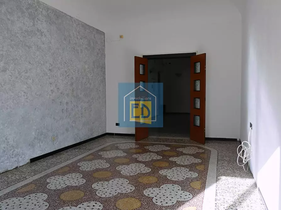 Immagine 31 di Appartamento in vendita  in Piazza Sisto IV 1 a Savona