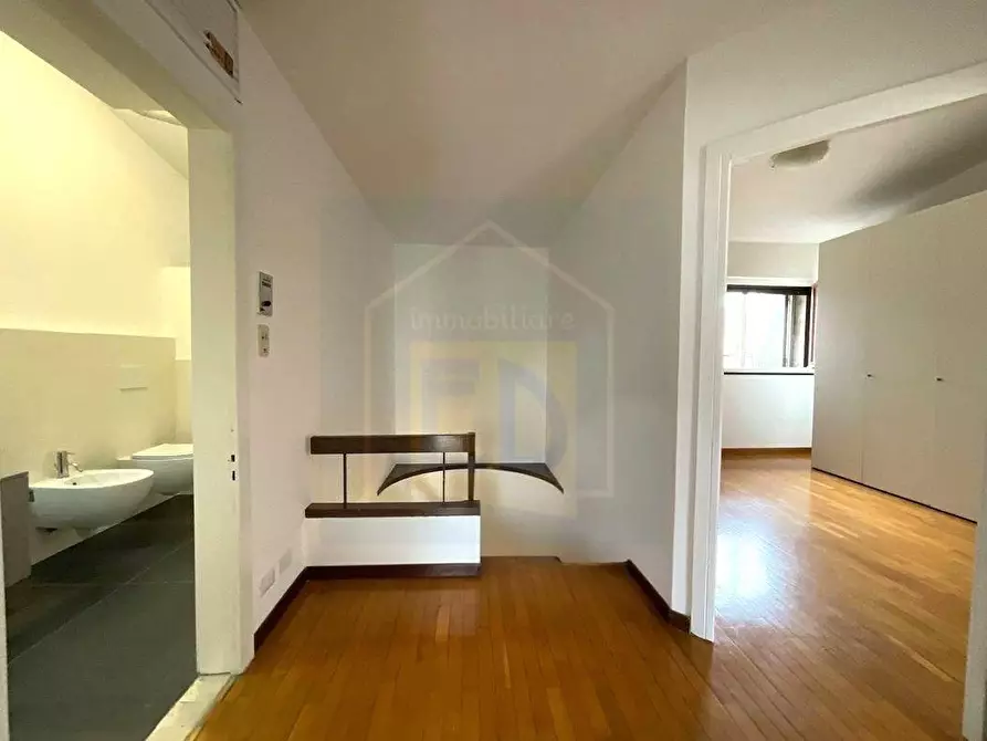 Immagine 8 di Appartamento in affitto  in Piazza Armando Diaz a Savona