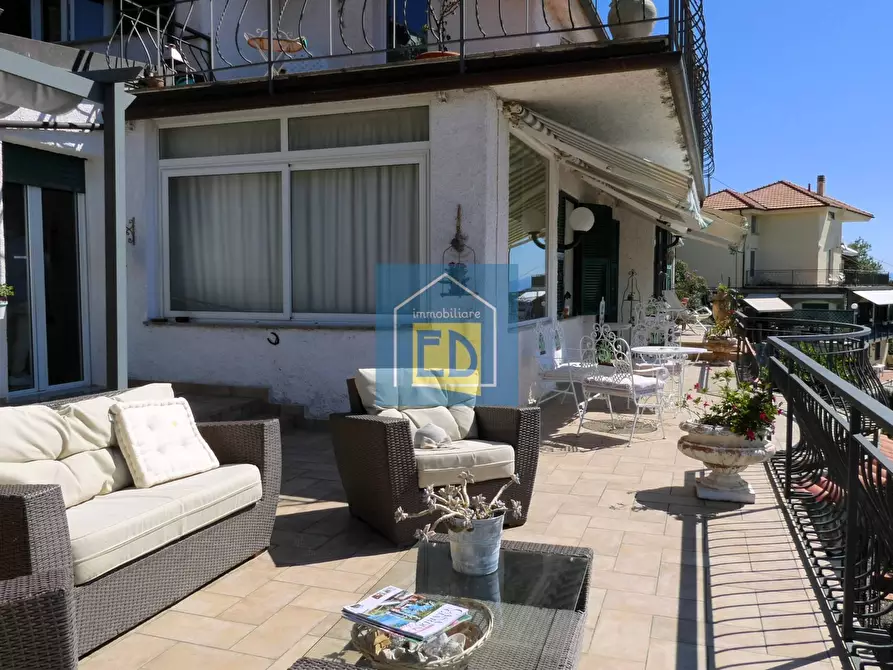 Immagine 4 di Villa in vendita  in Via Poggio dell'Orizzonte 65 a Albissola Marina