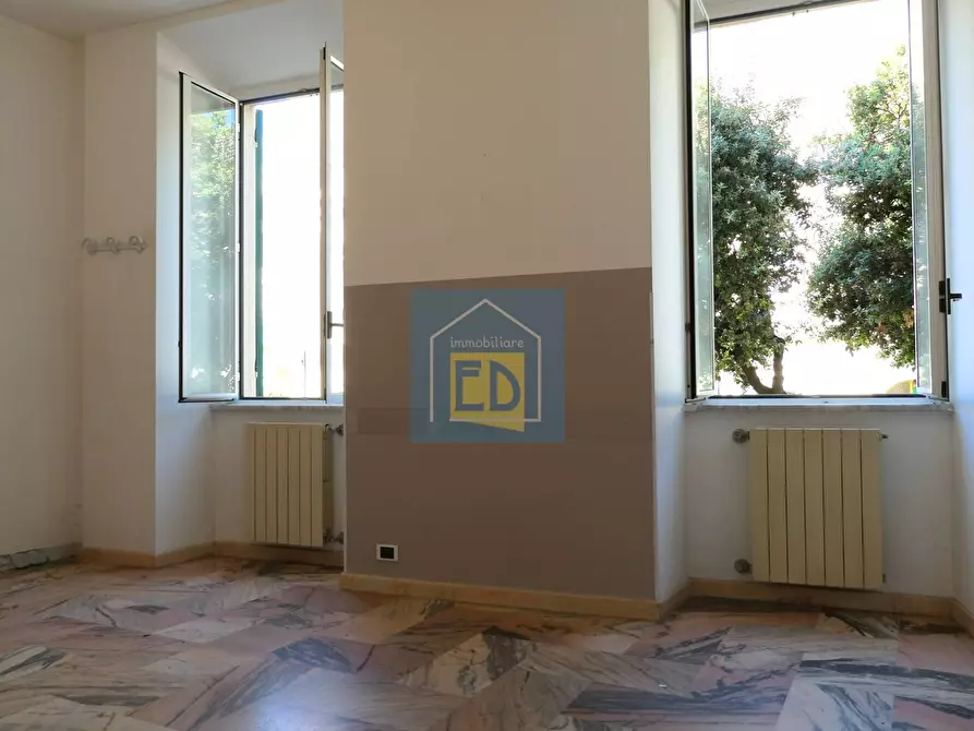 Immagine 4 di Ufficio in affitto  a Savona