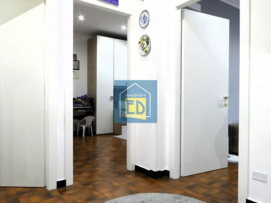 Immagine 4 di Appartamento in vendita  in Via Rusca 53 a Savona