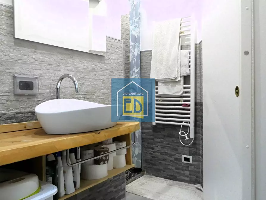 Immagine 8 di Appartamento in vendita  in Via Rusca 53 a Savona