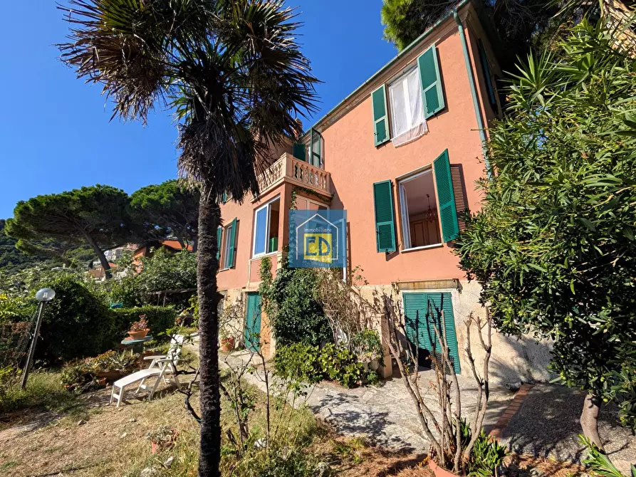 Immagine 7 di Villa in vendita  in Via Magazzeno a Bergeggi