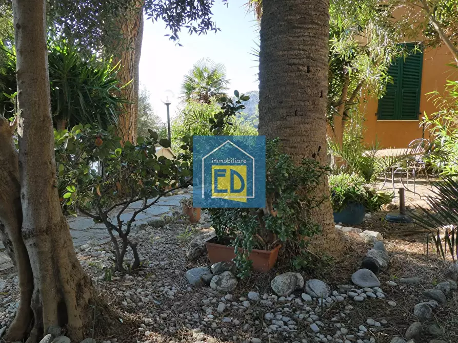 Immagine 13 di Villa in vendita  in Via Magazzeno a Bergeggi