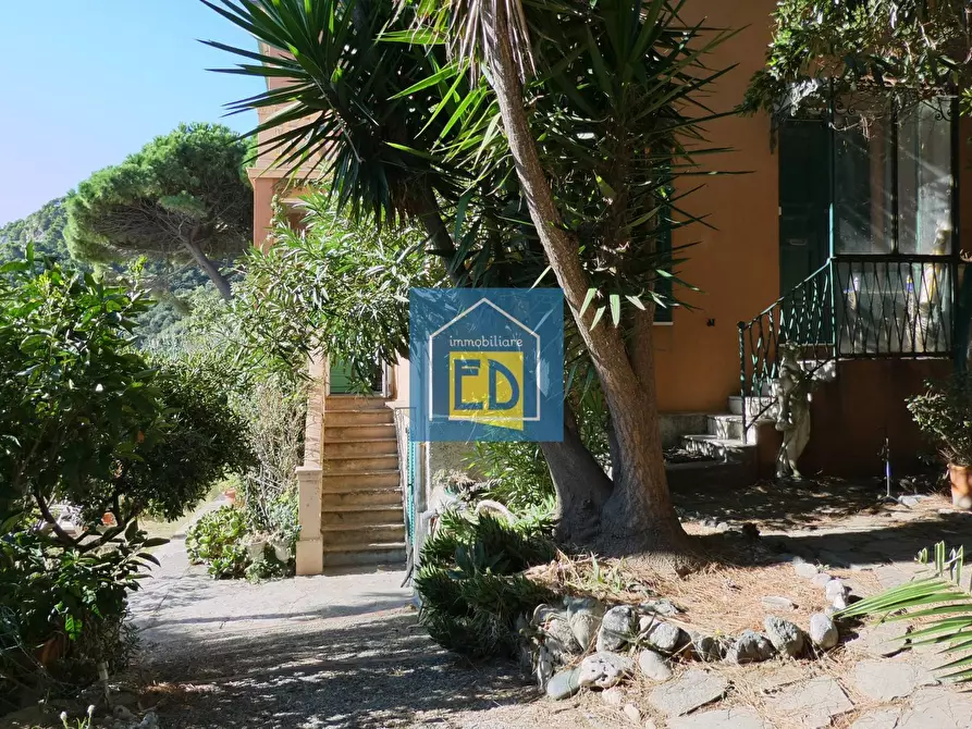 Immagine 15 di Villa in vendita  in Via Magazzeno a Bergeggi