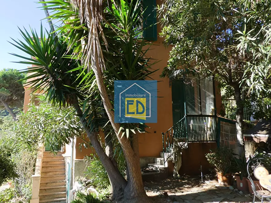 Immagine 16 di Villa in vendita  in Via Magazzeno a Bergeggi