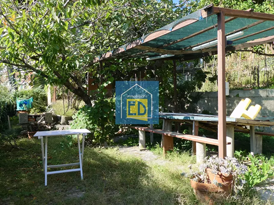 Immagine 42 di Villa in vendita  in Via Magazzeno a Bergeggi
