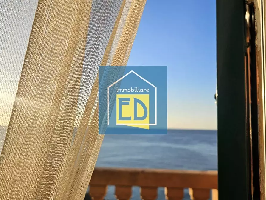 Immagine 54 di Villa in vendita  in Via Magazzeno a Bergeggi