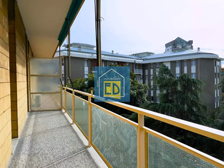 Immagine 1 di Appartamento in vendita  in Via Privata Sambolino 5 a Savona