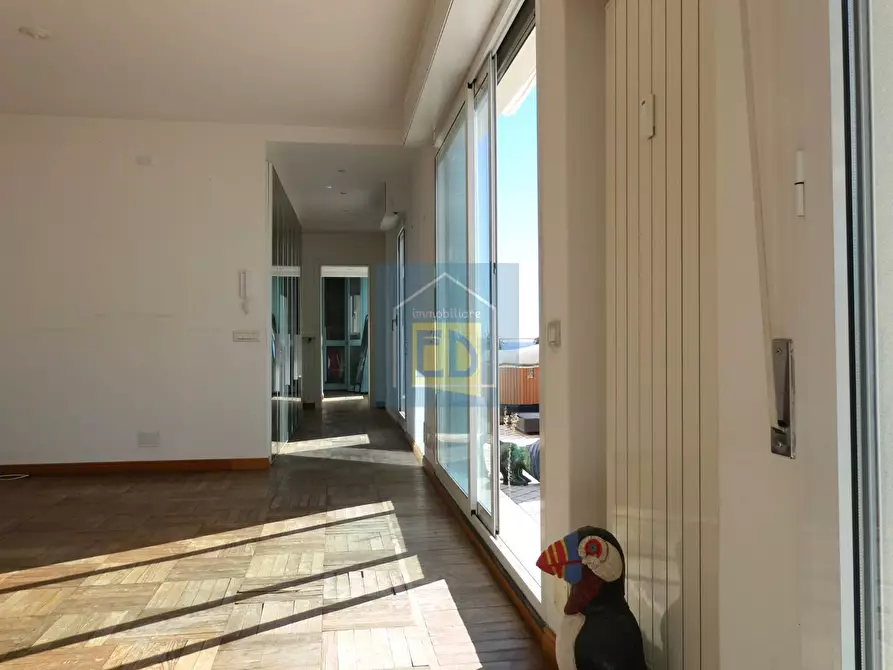 Immagine 6 di Appartamento in vendita  in Via Pietro Giuria 1 a Savona