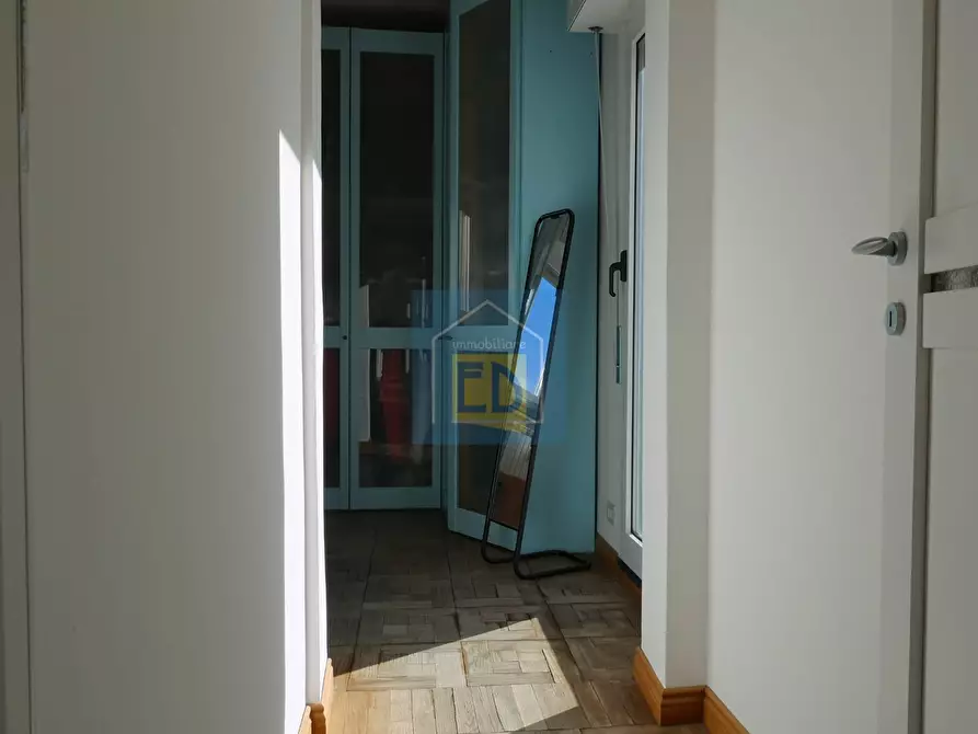 Immagine 19 di Appartamento in vendita  in Via Pietro Giuria 1 a Savona