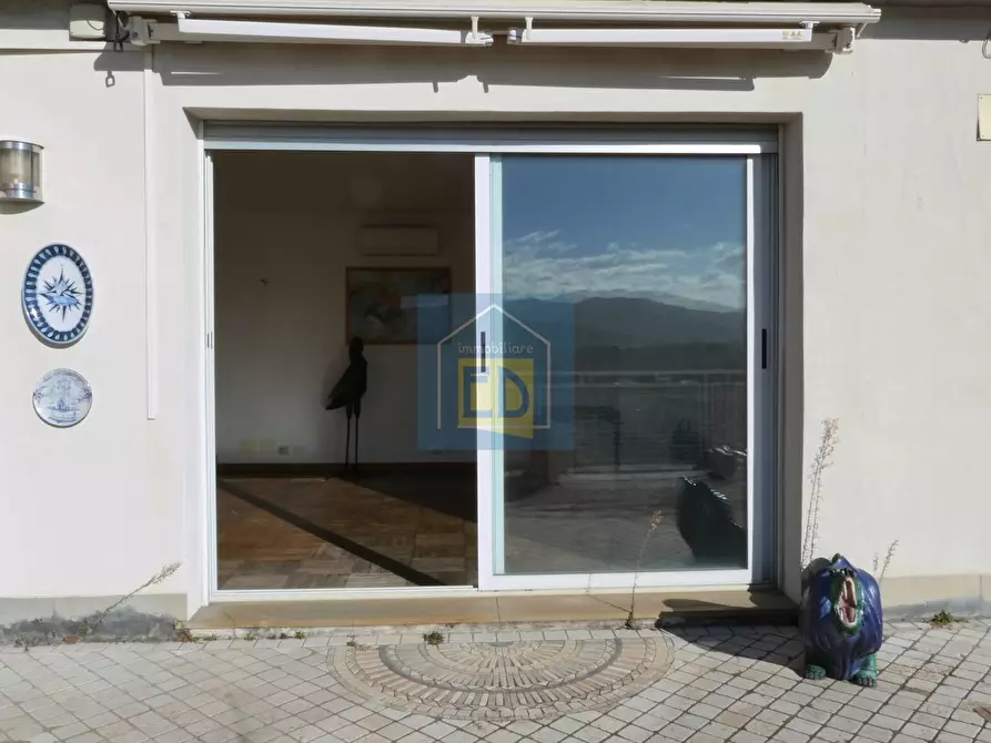 Immagine 25 di Appartamento in vendita  in Via Pietro Giuria 1 a Savona