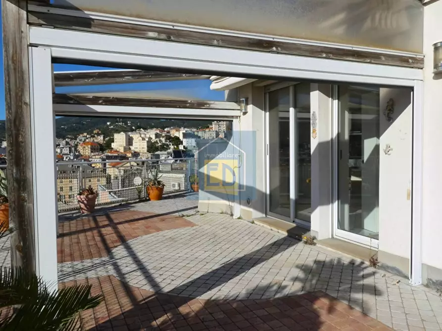 Immagine 26 di Appartamento in vendita  in Via Pietro Giuria 1 a Savona