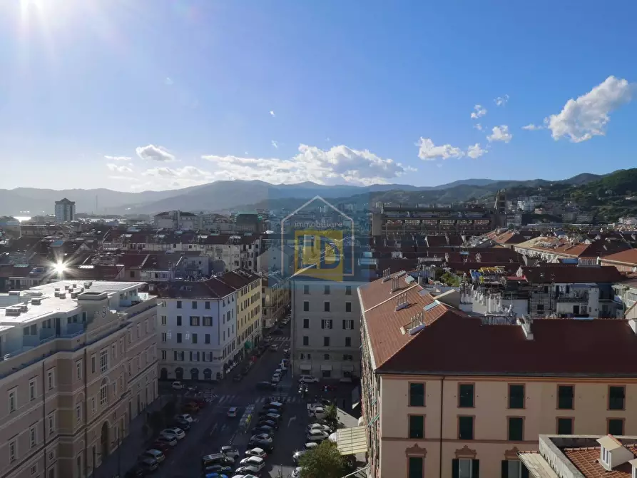 Immagine 29 di Appartamento in vendita  in Via Pietro Giuria 1 a Savona