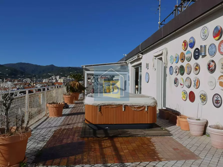 Immagine 34 di Appartamento in vendita  in Via Pietro Giuria 1 a Savona