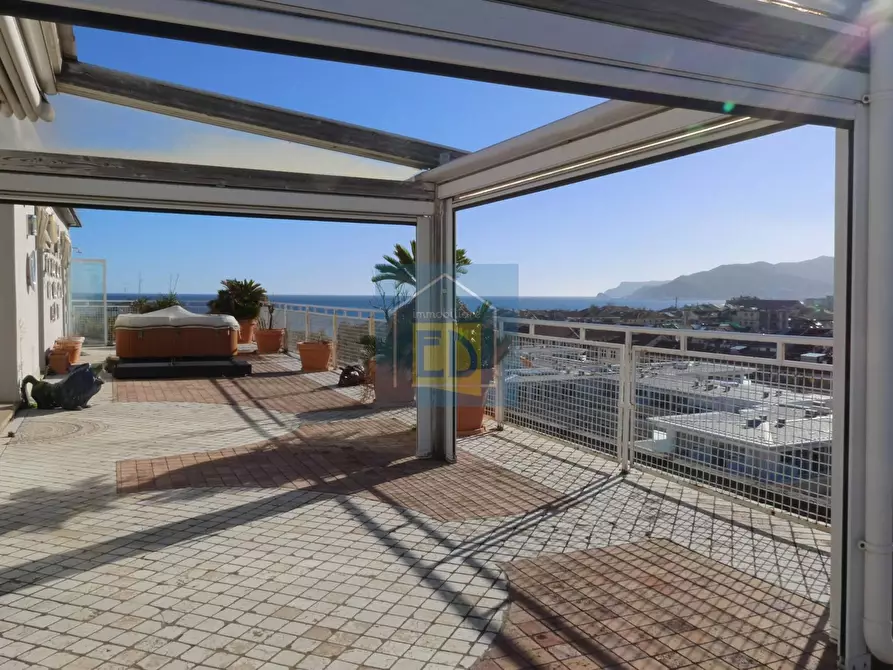 Immagine 36 di Appartamento in vendita  in Via Pietro Giuria 1 a Savona