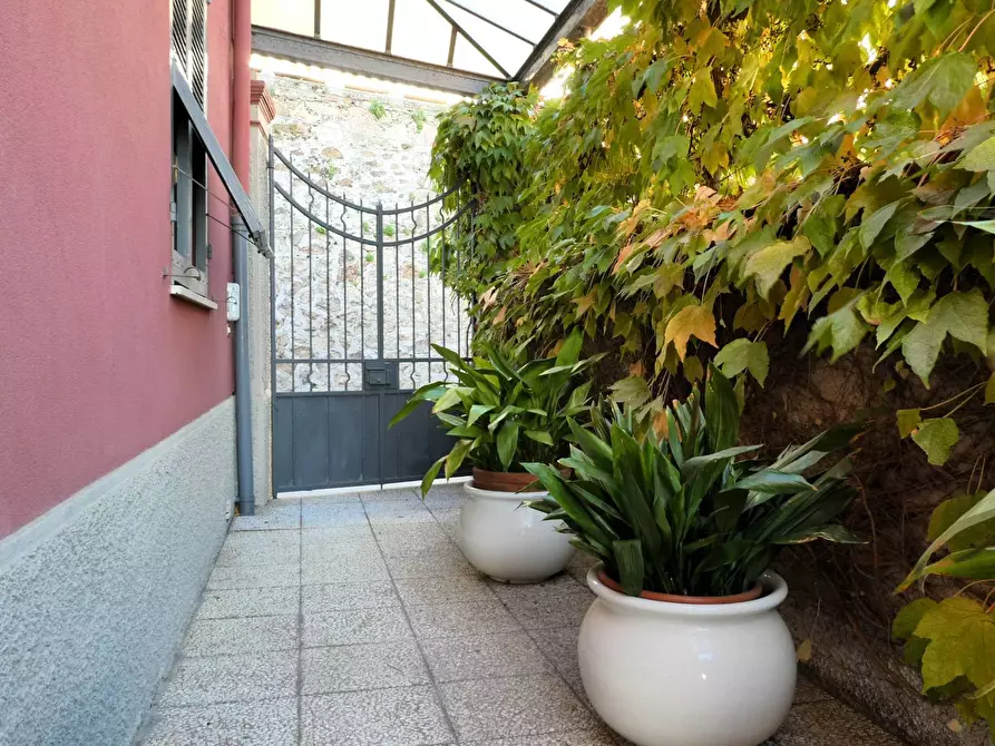 Immagine 3 di Villa in vendita  in Via Ademaro De Mari a Bergeggi