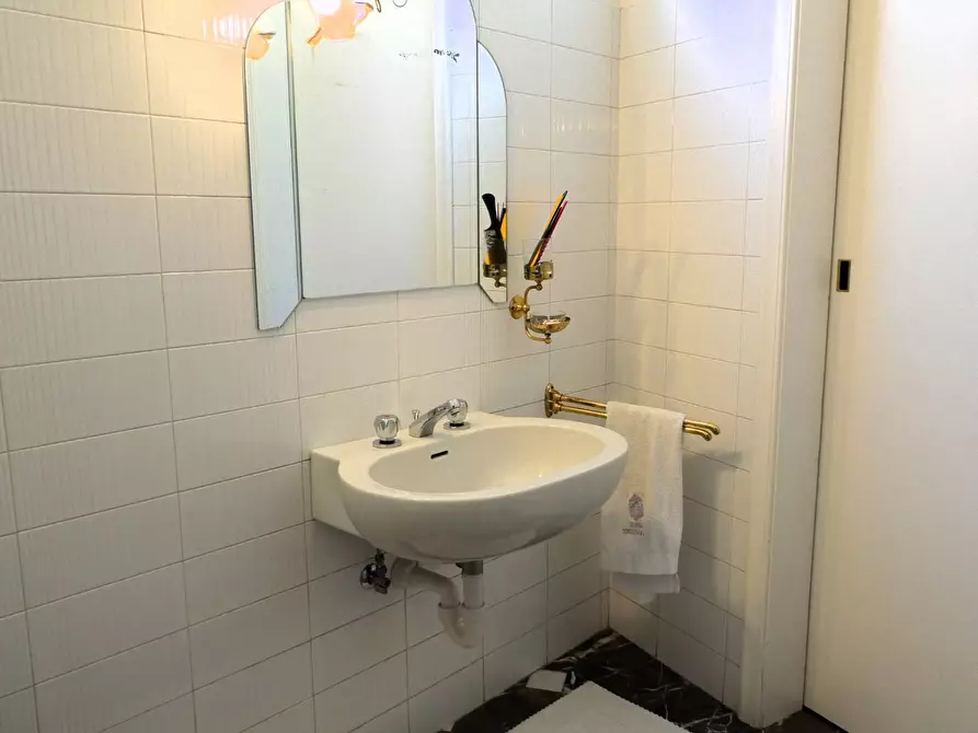 Immagine 15 di Villa in vendita  in Via Ademaro De Mari a Bergeggi