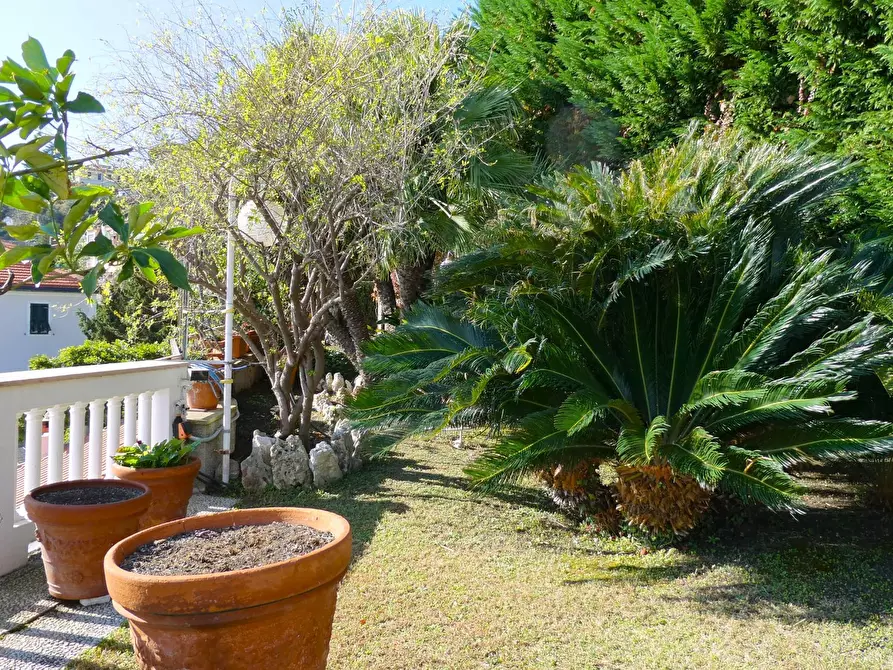 Immagine 44 di Villa in vendita  in Via Ademaro De Mari a Bergeggi