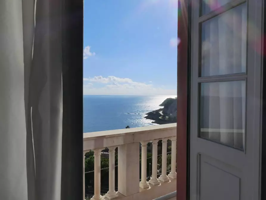 Immagine 65 di Villa in vendita  in Via Ademaro De Mari a Bergeggi