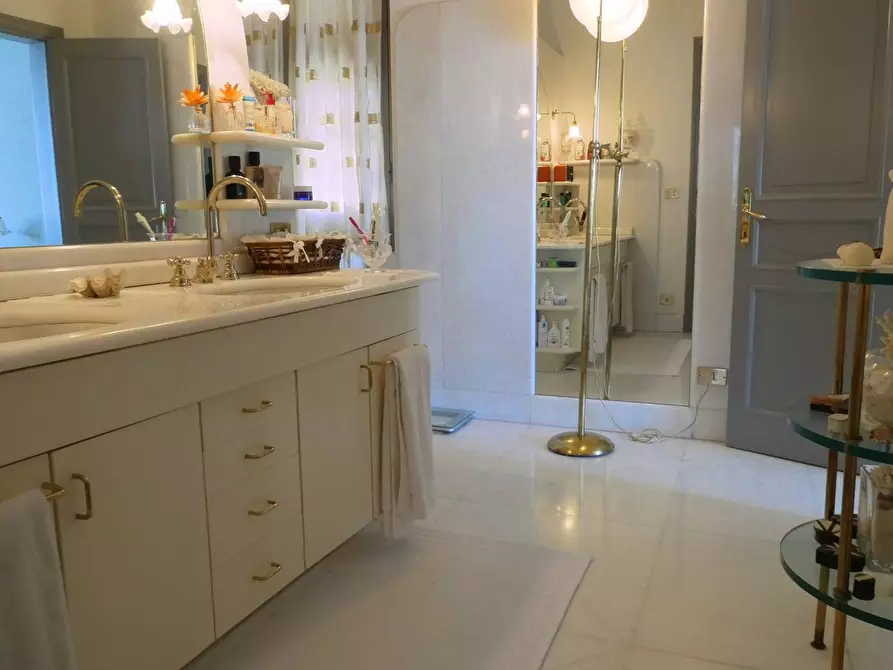 Immagine 81 di Villa in vendita  in Via Ademaro De Mari a Bergeggi