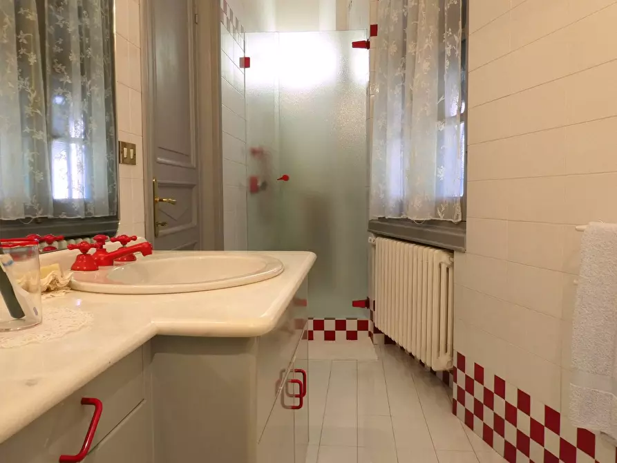 Immagine 85 di Villa in vendita  in Via Ademaro De Mari a Bergeggi