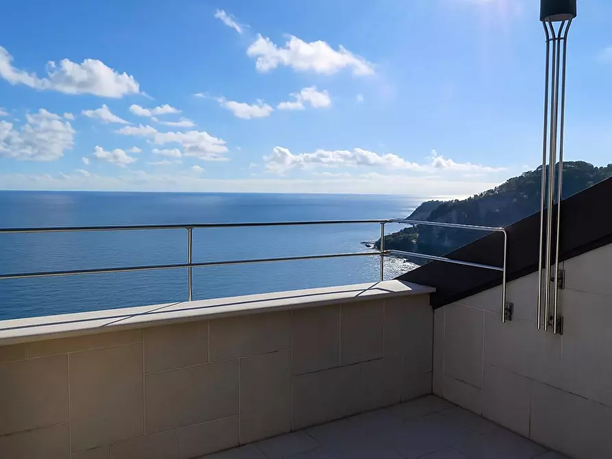 Immagine 99 di Villa in vendita  in Via Ademaro De Mari a Bergeggi