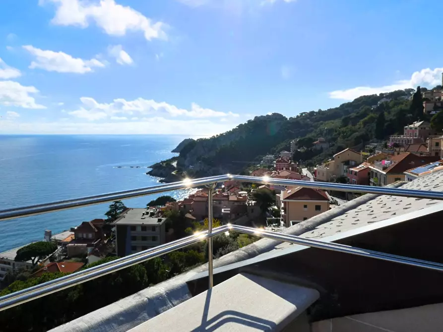 Immagine 101 di Villa in vendita  in Via Ademaro De Mari a Bergeggi