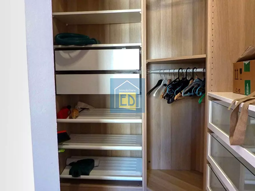 Immagine 23 di Appartamento in affitto  in Via Manzoni 2 a Savona