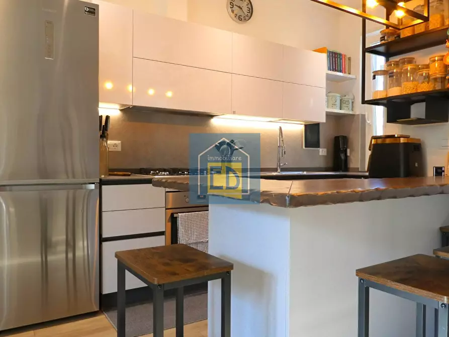 Immagine 8 di Appartamento in vendita  in Via Francesco Mignone 23 a Savona