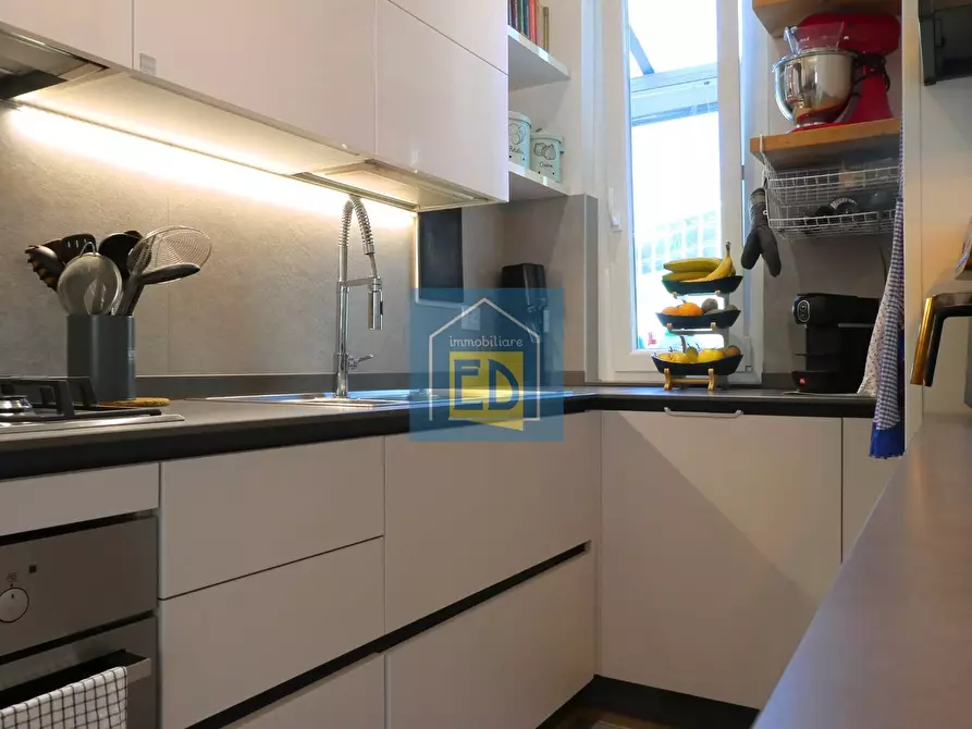 Immagine 10 di Appartamento in vendita  in Via Francesco Mignone 23 a Savona