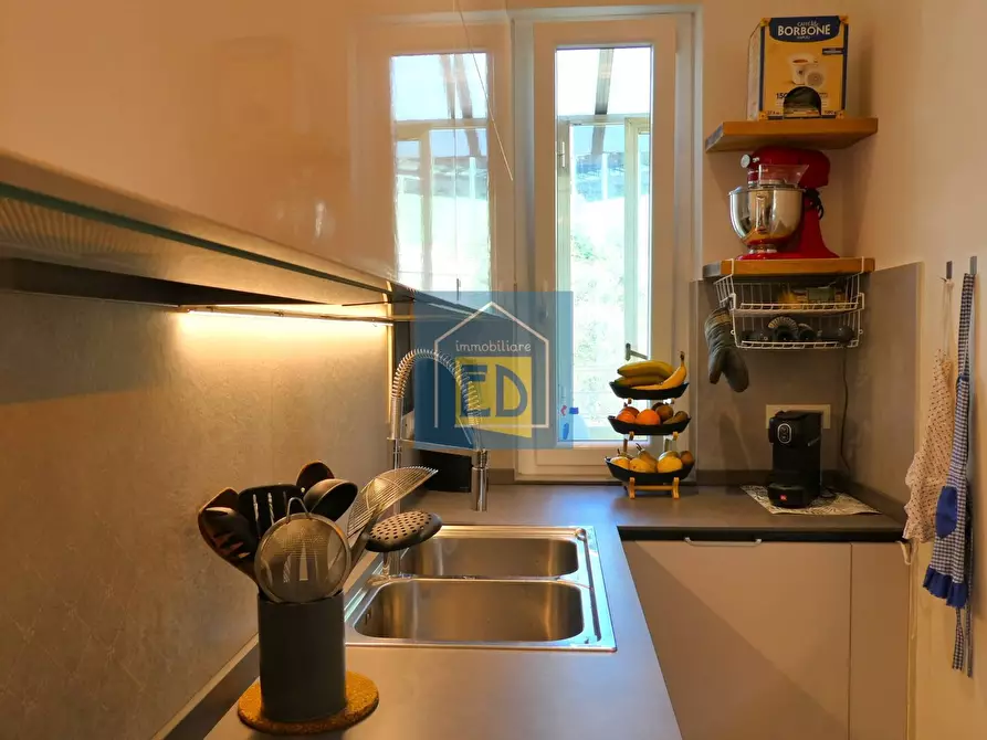 Immagine 12 di Appartamento in vendita  in Via Francesco Mignone 23 a Savona